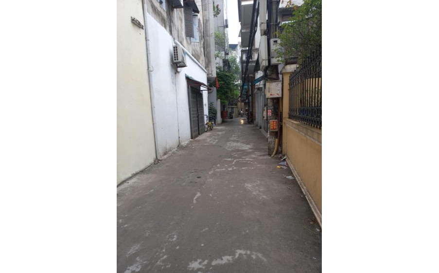 Cho thuê nhà ngõ ba gác Nguyễn khang - cầu giấy - 31m - 5 tầng - 13 triệu